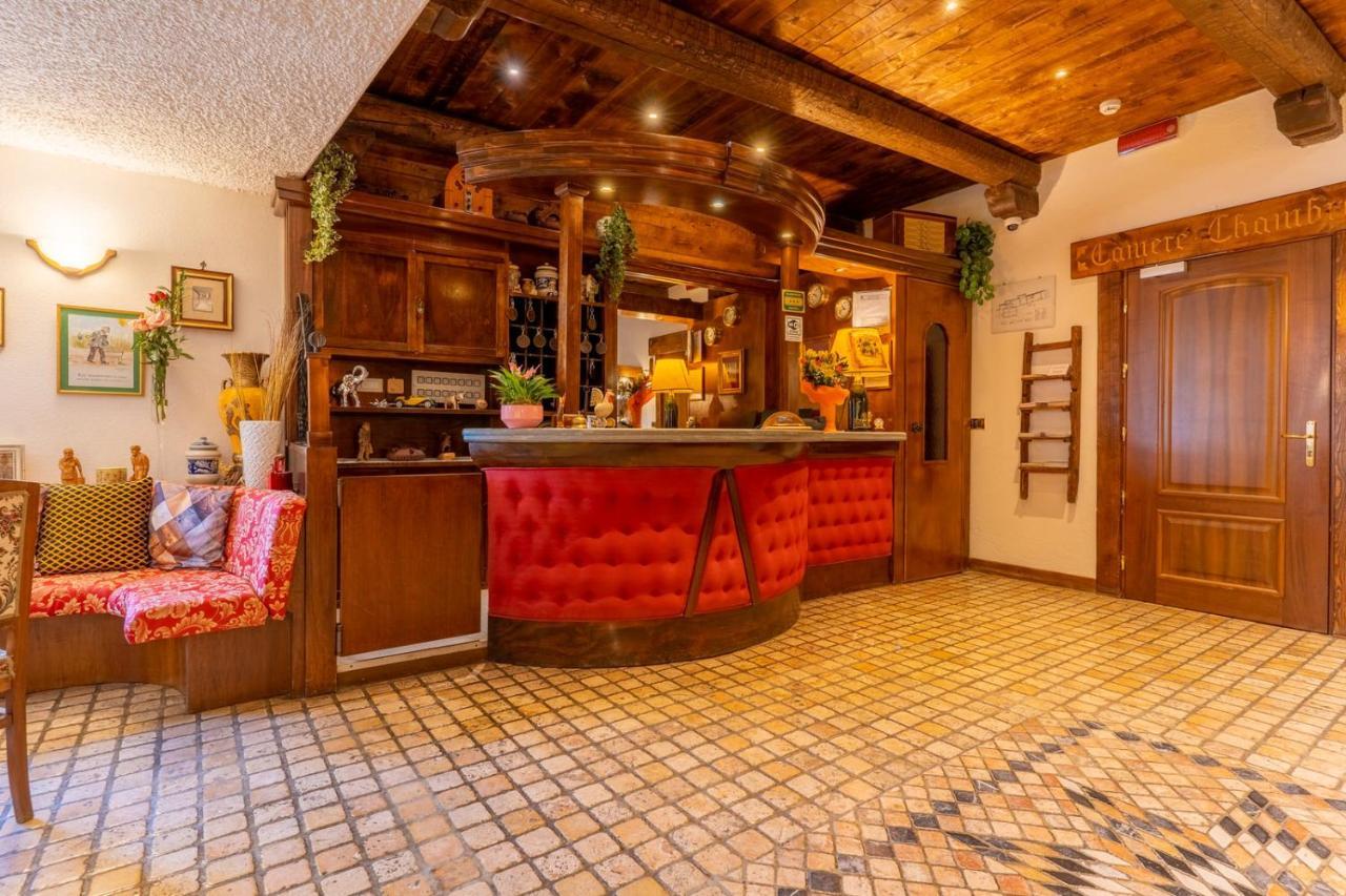 Hotel Des Alpes Saint-Rhemy-En-Bosses Luaran gambar