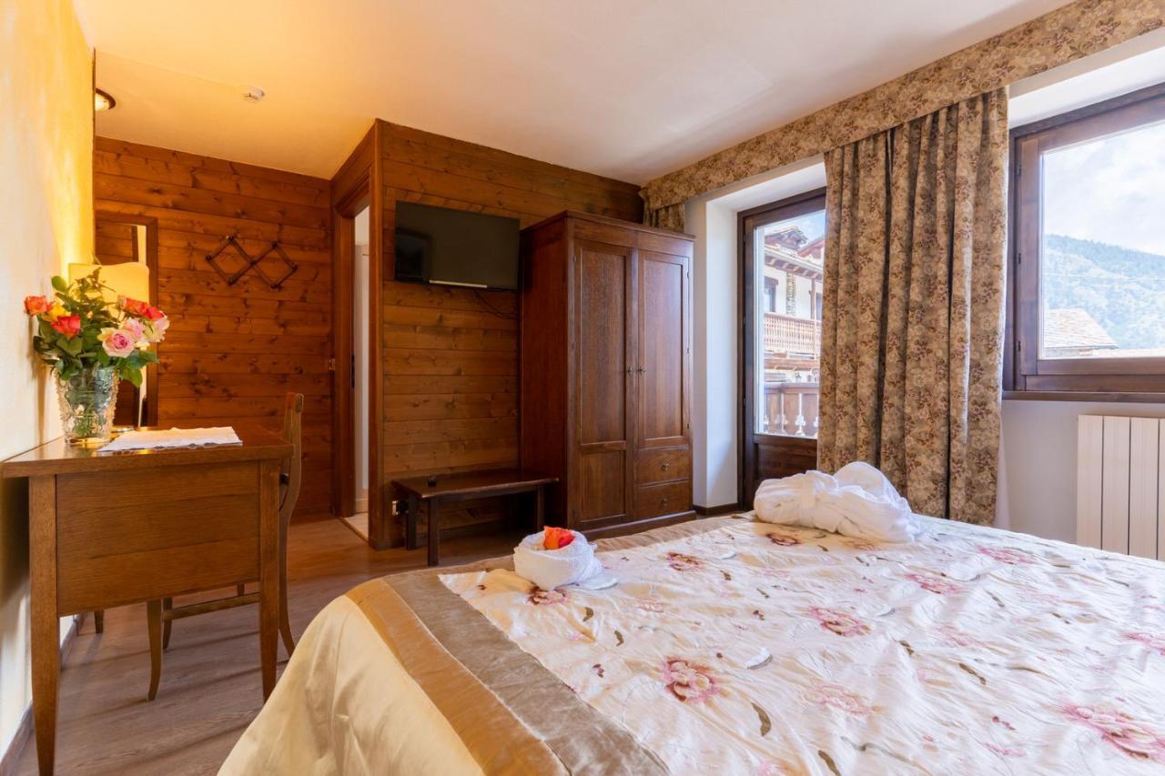 Hotel Des Alpes Saint-Rhemy-En-Bosses Luaran gambar