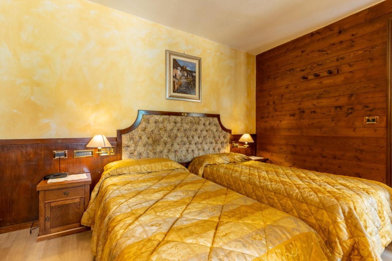 Hotel Des Alpes Saint-Rhemy-En-Bosses Luaran gambar
