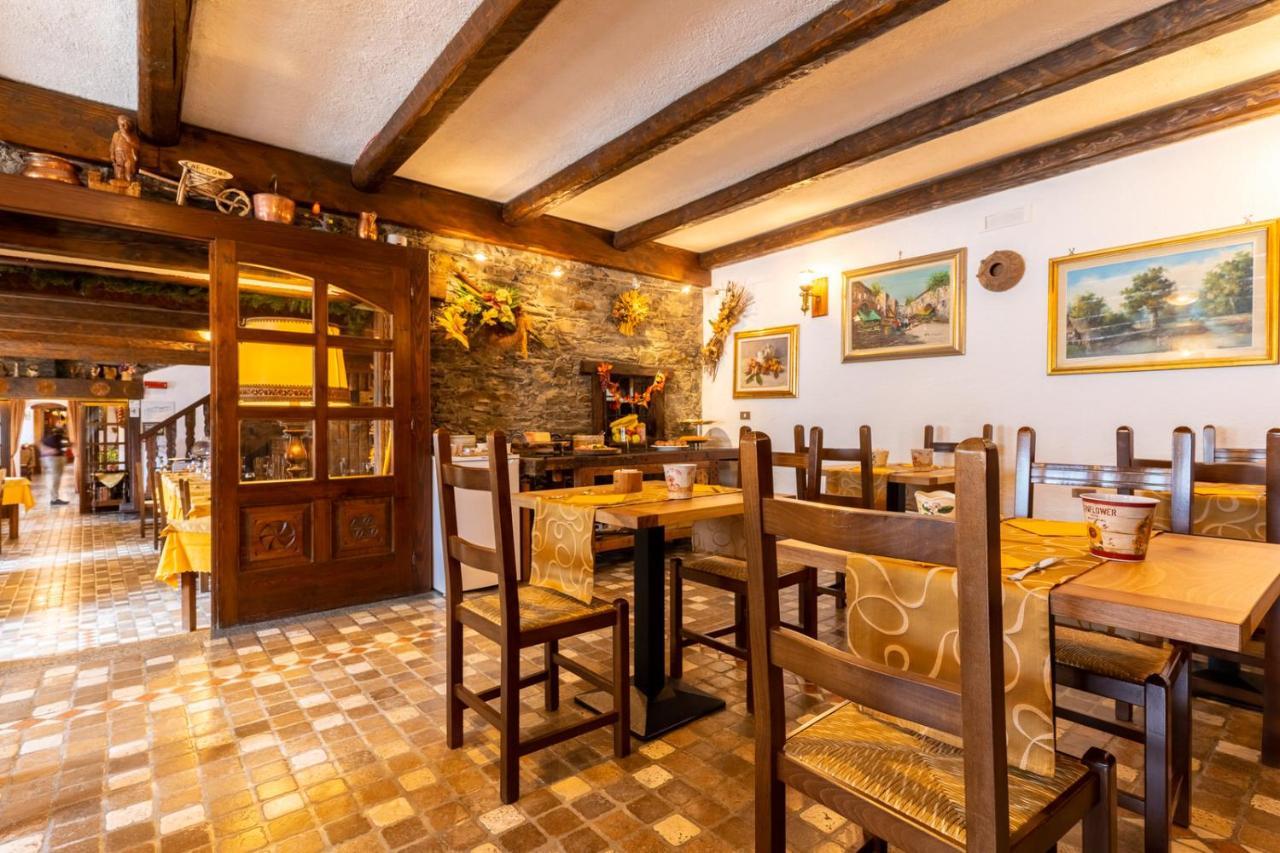 Hotel Des Alpes Saint-Rhemy-En-Bosses Luaran gambar