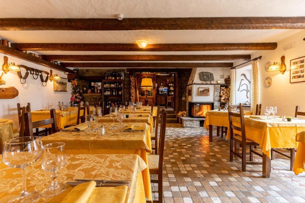 Hotel Des Alpes Saint-Rhemy-En-Bosses Luaran gambar
